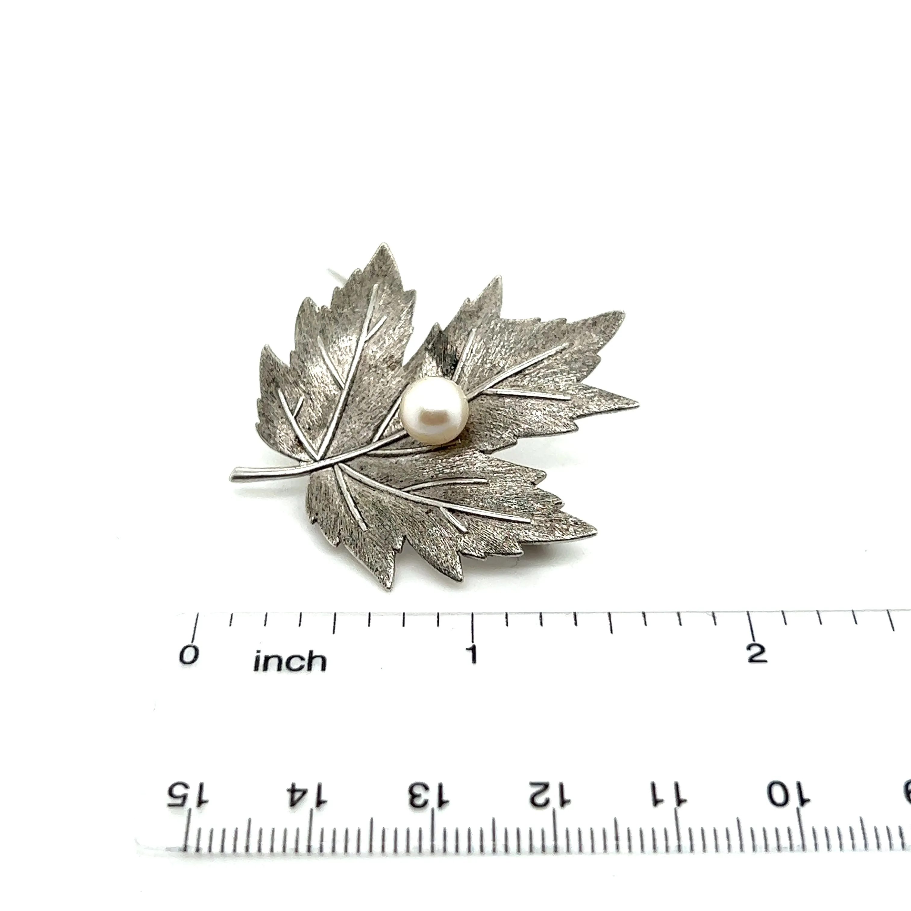 Mikimoto Estate Akoya Pearl Leaf Brooch Pin Sterling Silver 6.65 mm M297