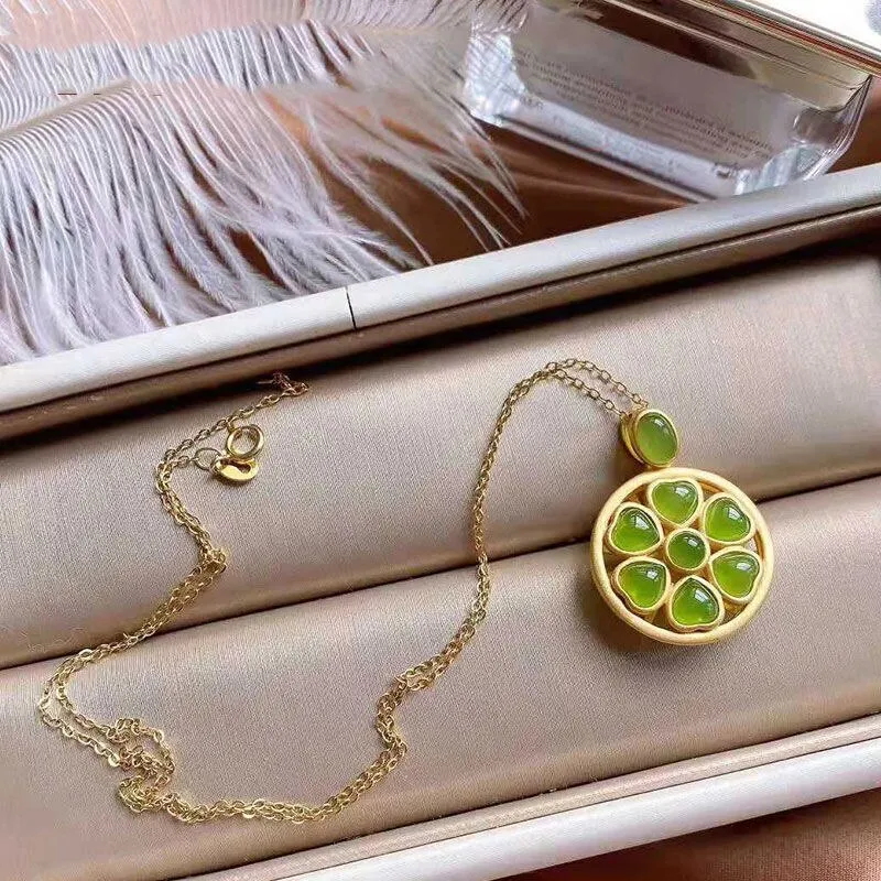New inlaid natural Hetian jasper love reincarnation pendant necklace