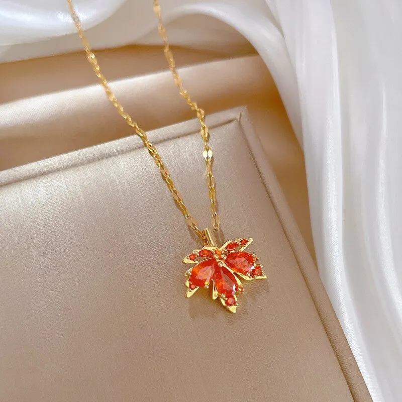 New Love Memory Red Maple Leave Pendant Necklaces For Women