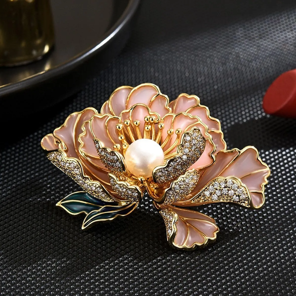 Peony Brooches for Women Gold-Plated Peony Flower Pearl Brooch Lapel Pin Rhinestone Flower Brooch Jewelry for Mom Wife