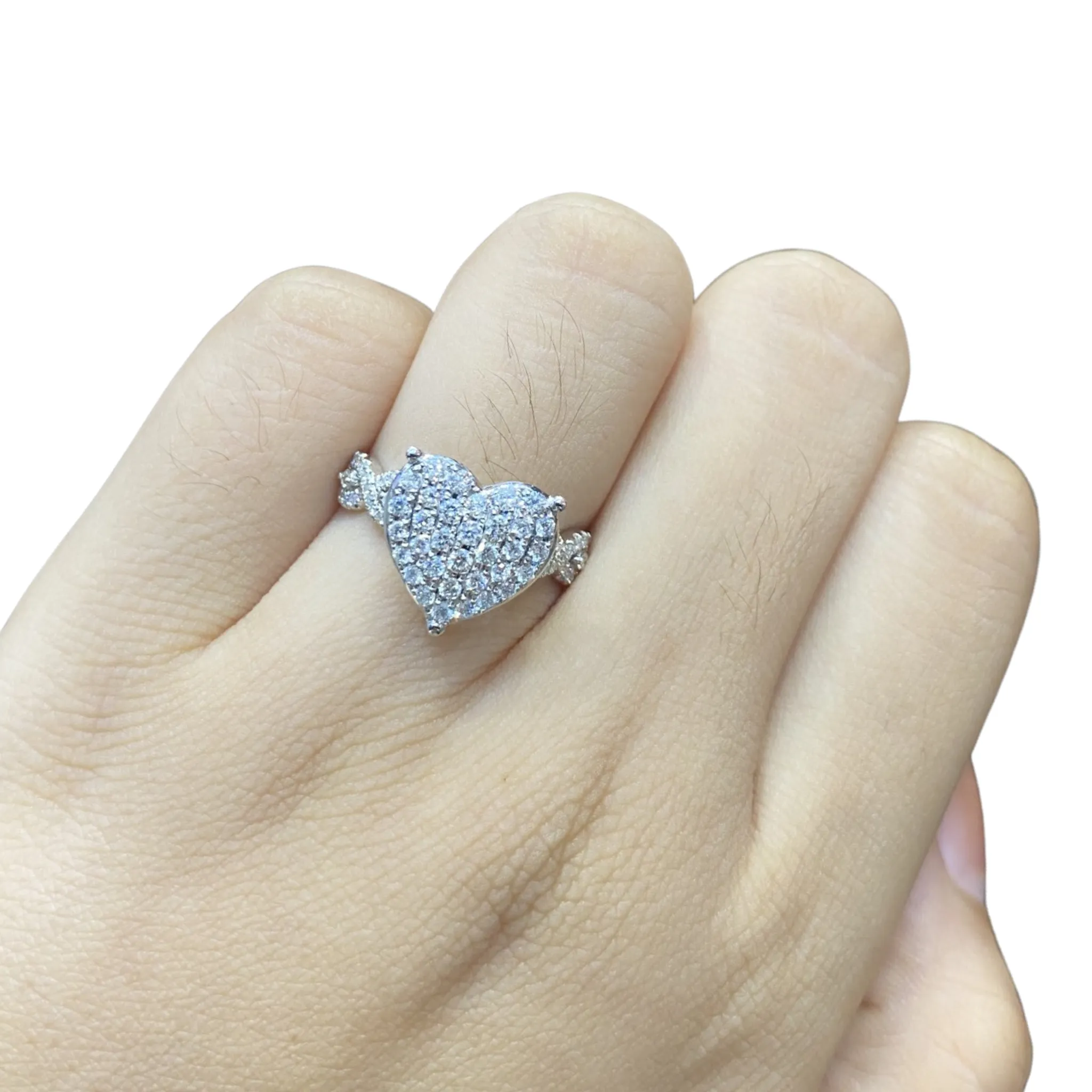 PREORDER | Classic Heart Infinity Paved Band Diamond Ring 14kt