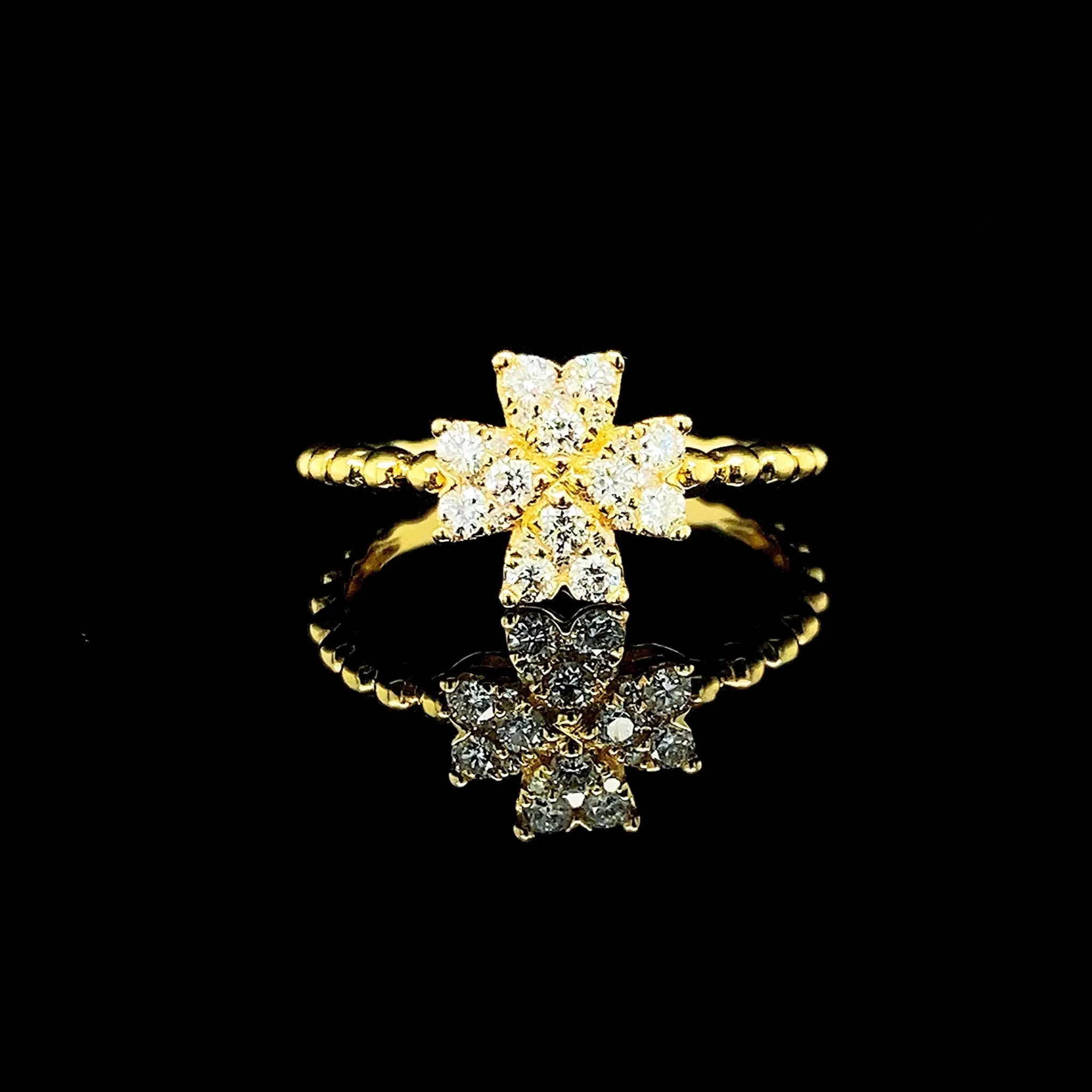 PREORDER | Golden Heart Floral Diamond Ring 14kt
