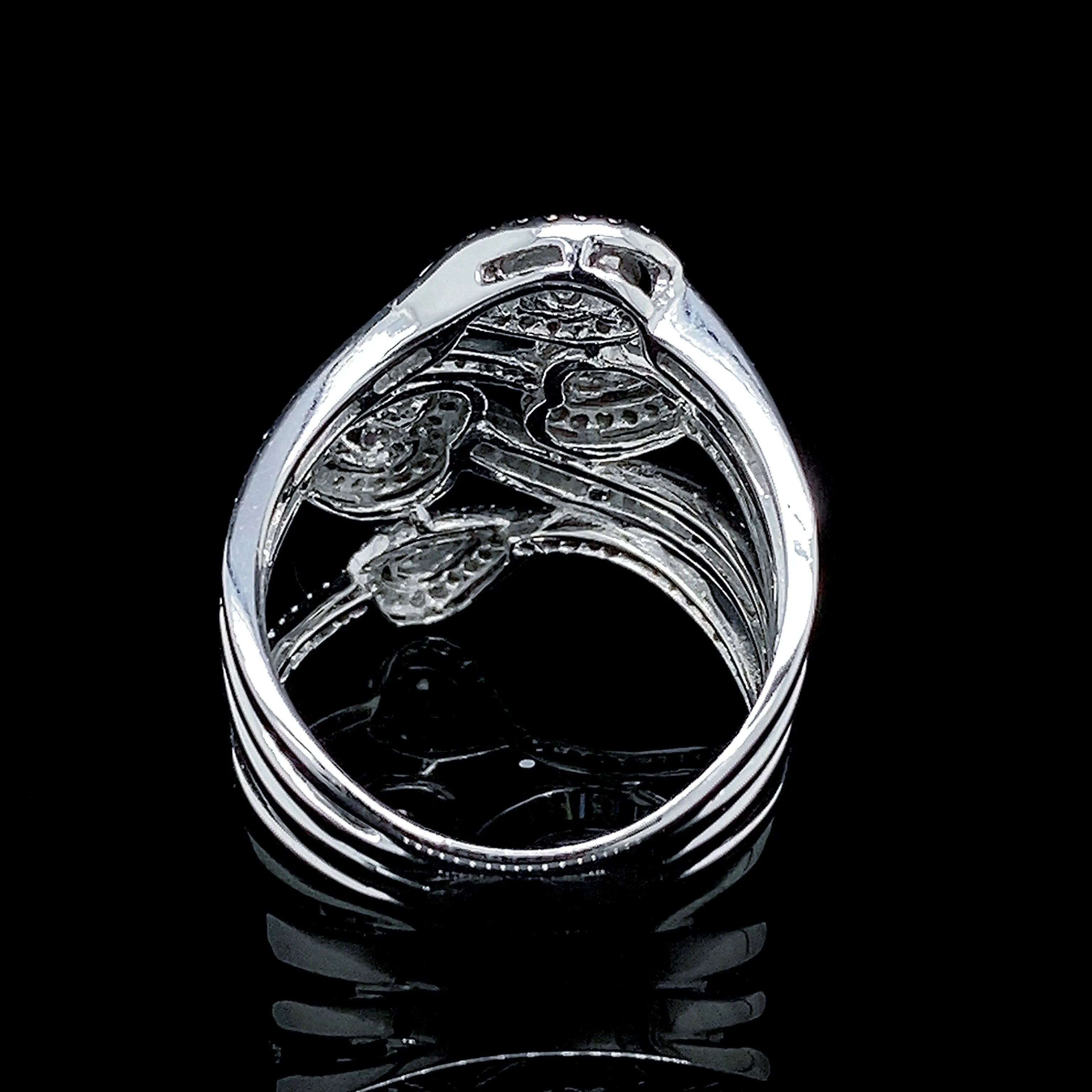 PREORDER | Heart Statement Diamond Ring 14kt