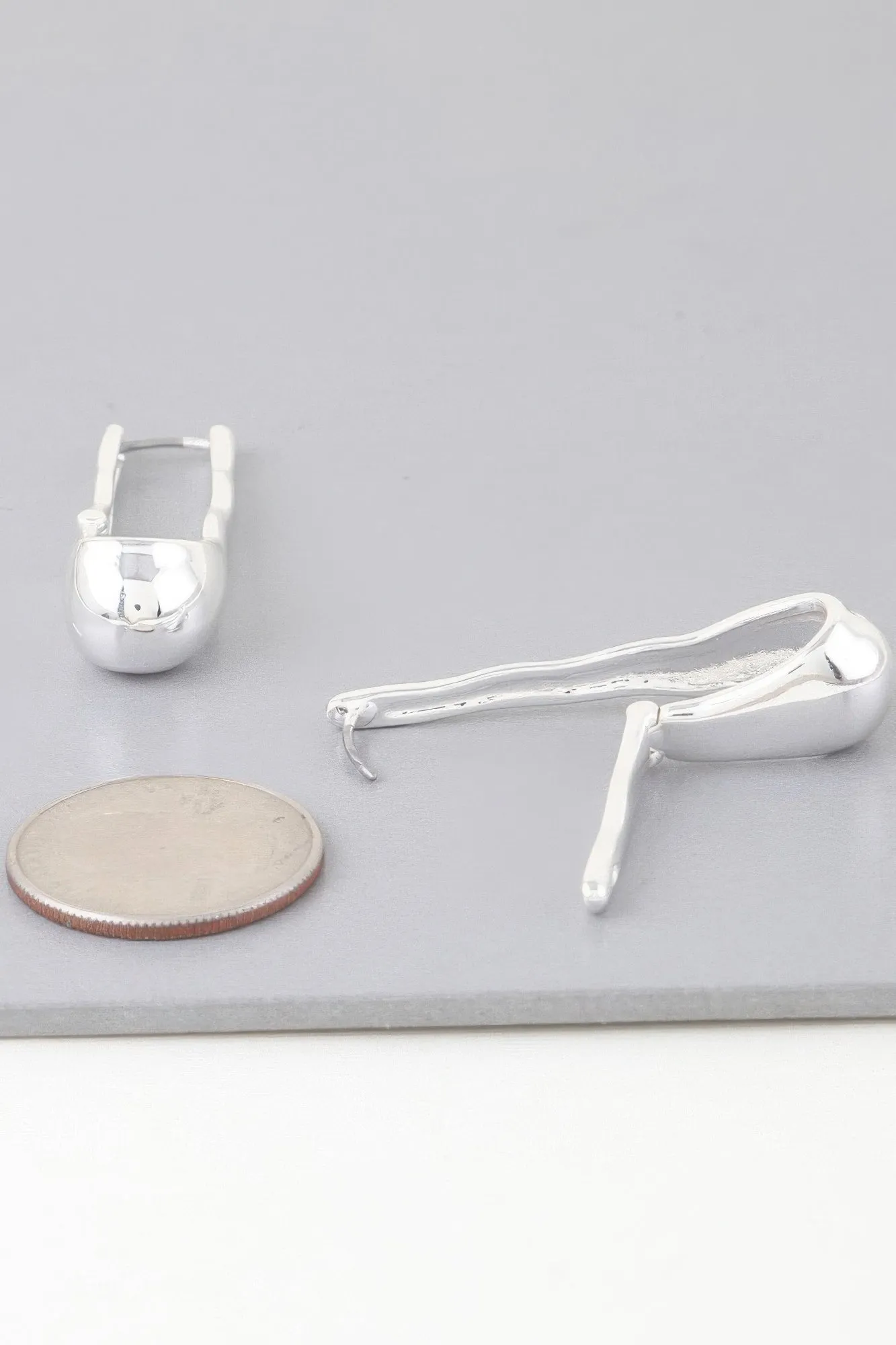 Shiny Melt Hoop Earrings