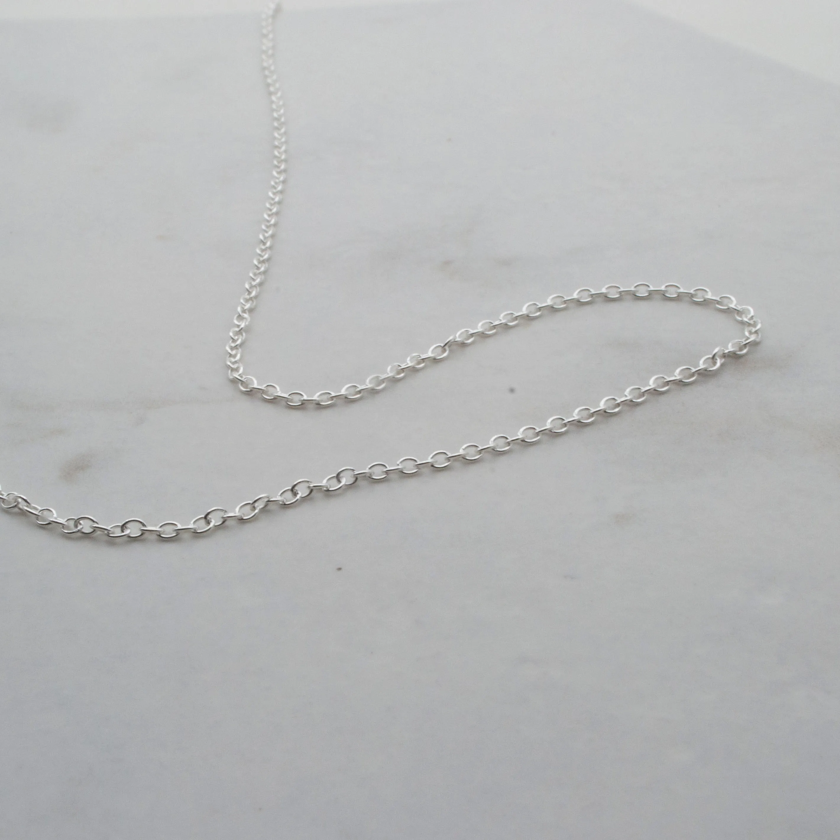 Sterling silver trace chain (looser)