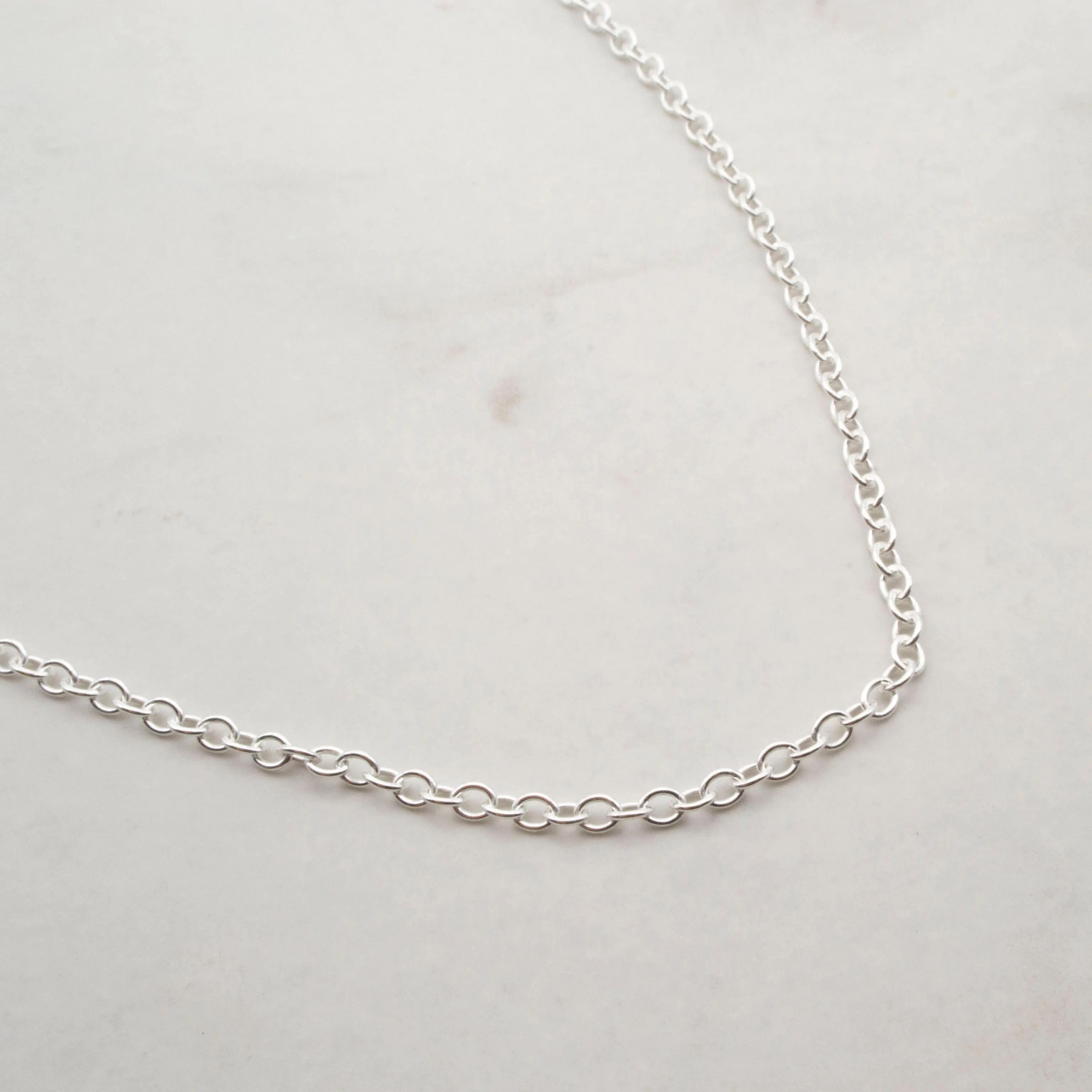 Sterling silver trace chain (looser)