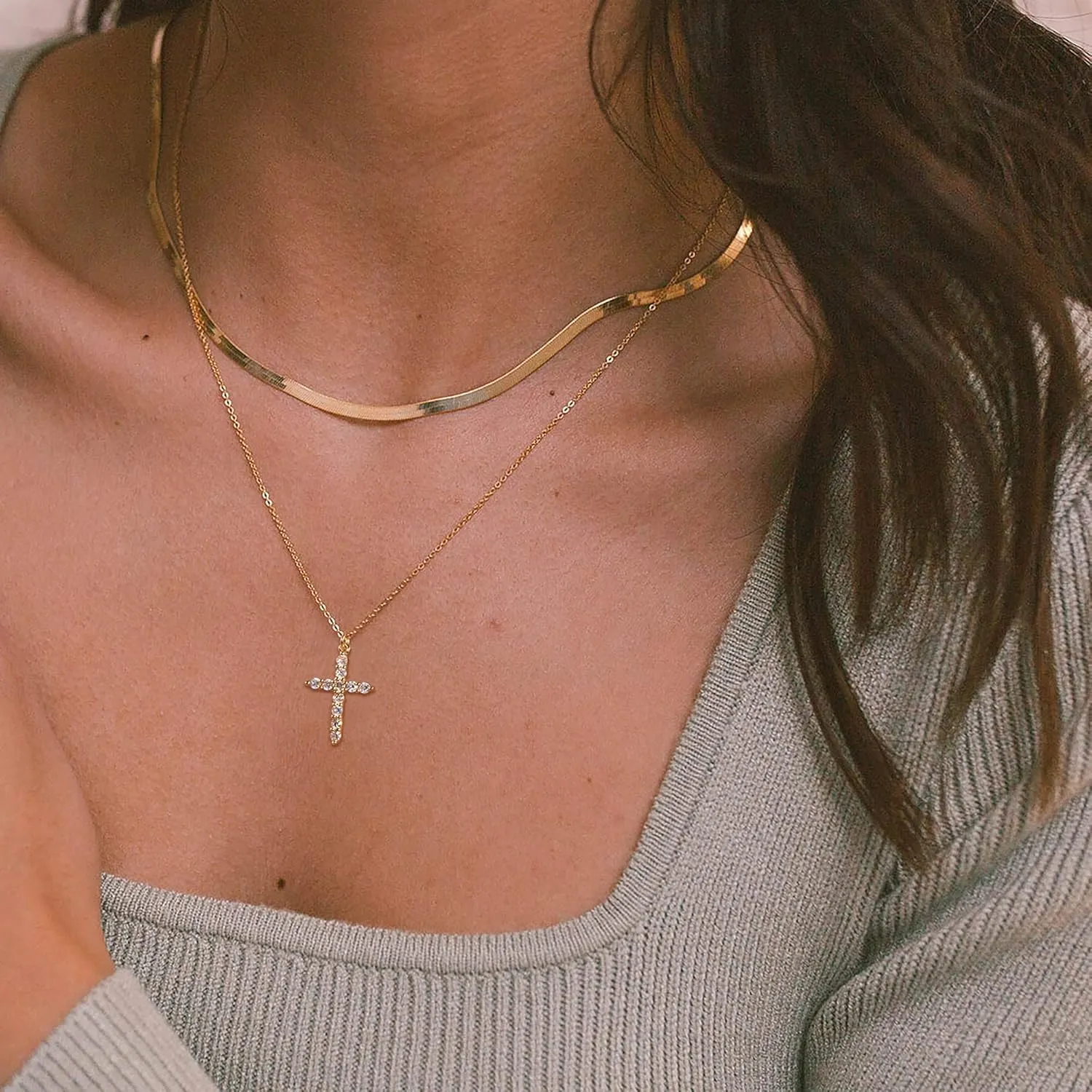 Tewiky Dainty Cross Necklace for Women, 14K Gold Plated Simple Cross Choker Necklaces Small Cross Pendant Tiny Cute Necklaces Handmade Aesthetic Gold Jewelry for Women