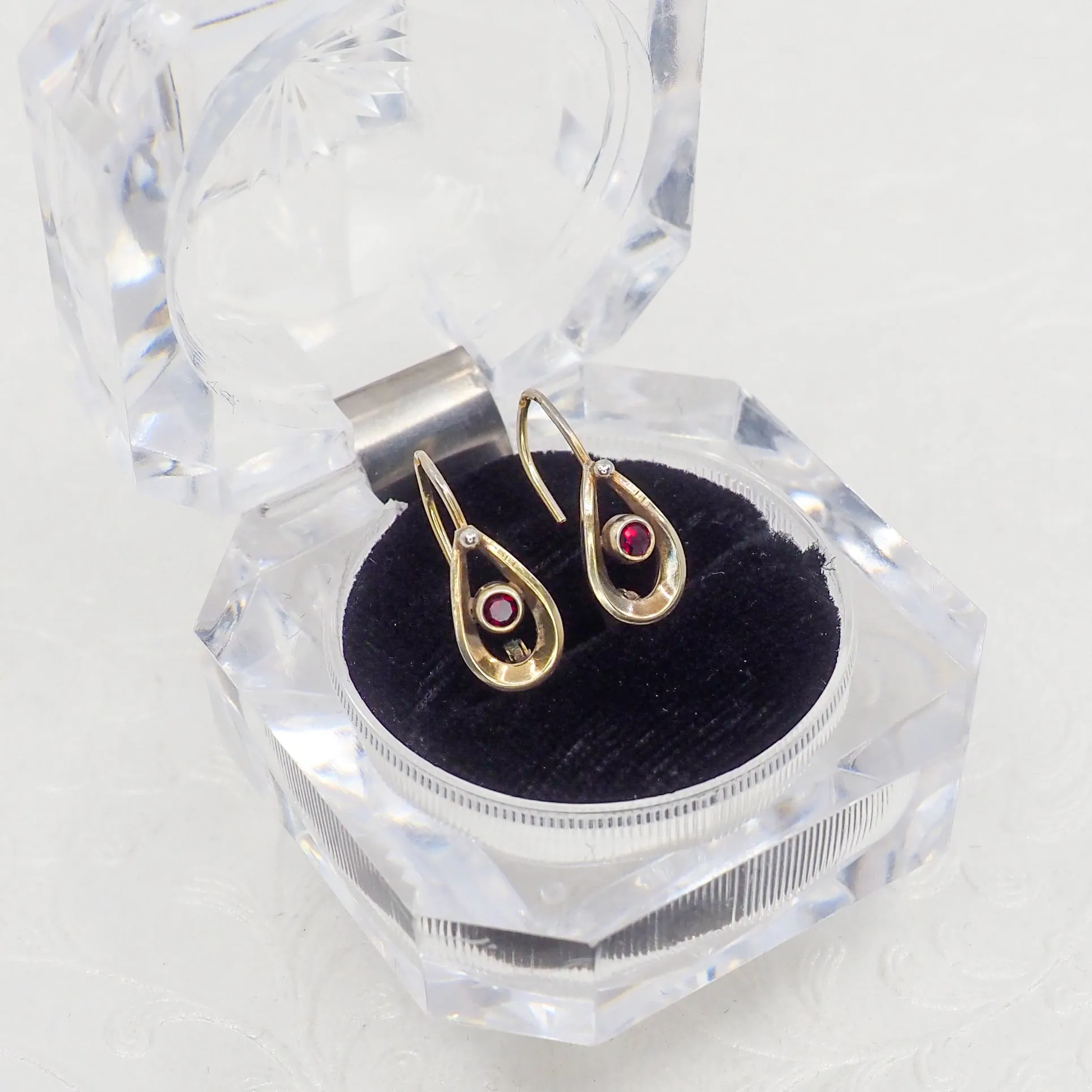 Vintage 1980s Bohemian Garnet and 900 Silver Gold Wash Pierced Small Earrings - 80s Red Czech Garnet Drop Earrings